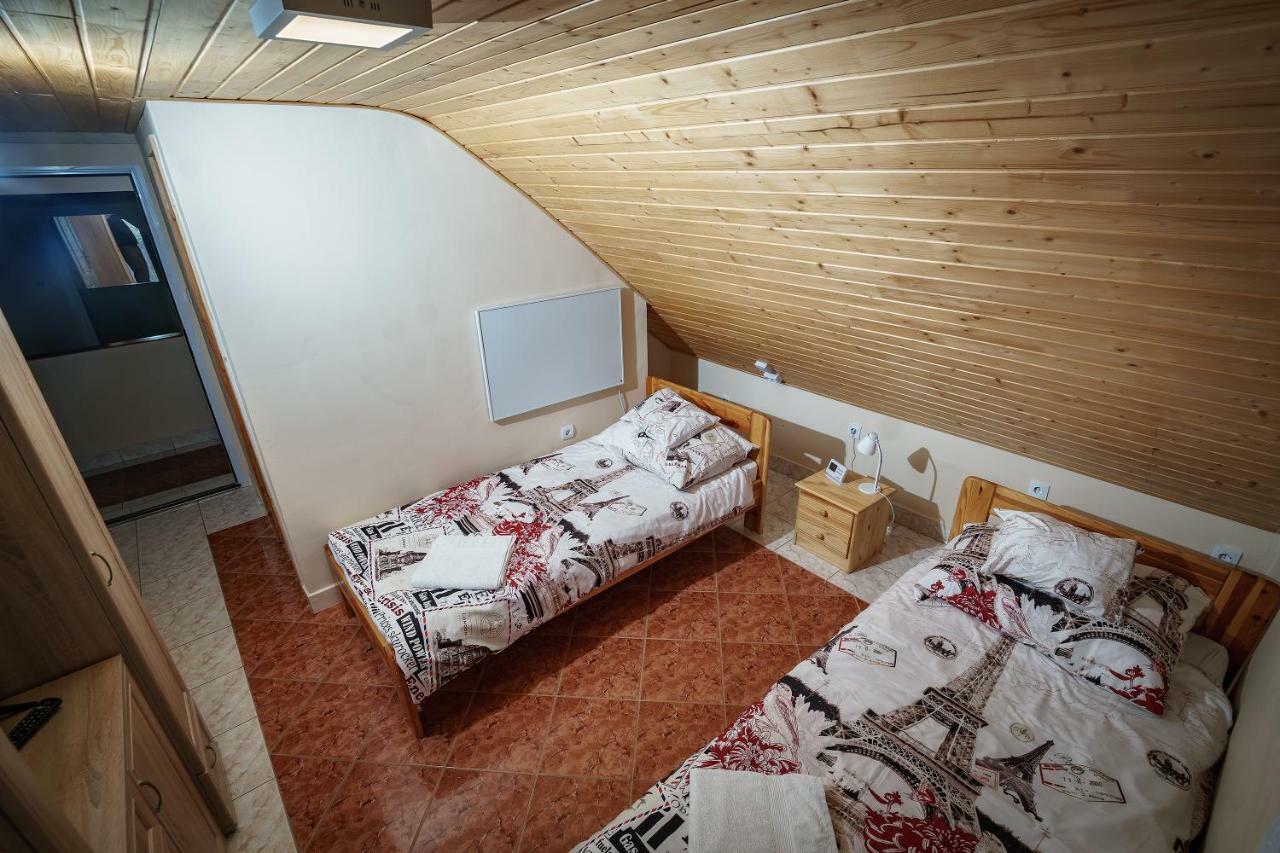 Robitel Wellness Vendeghaz Veszprem-Gyulafiratot Hotel ภายนอก รูปภาพ